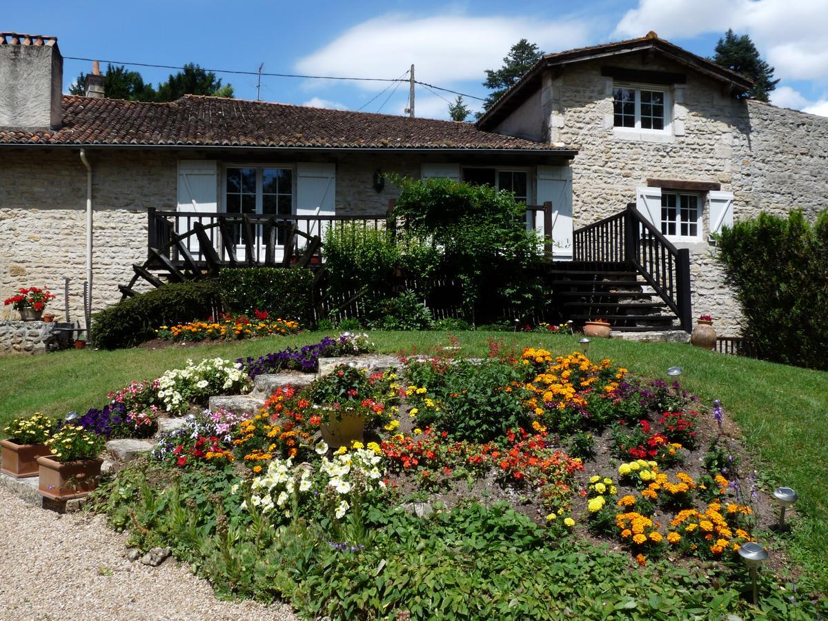 Moulin De Giroir Villa Migne-Auxances Exterior photo
